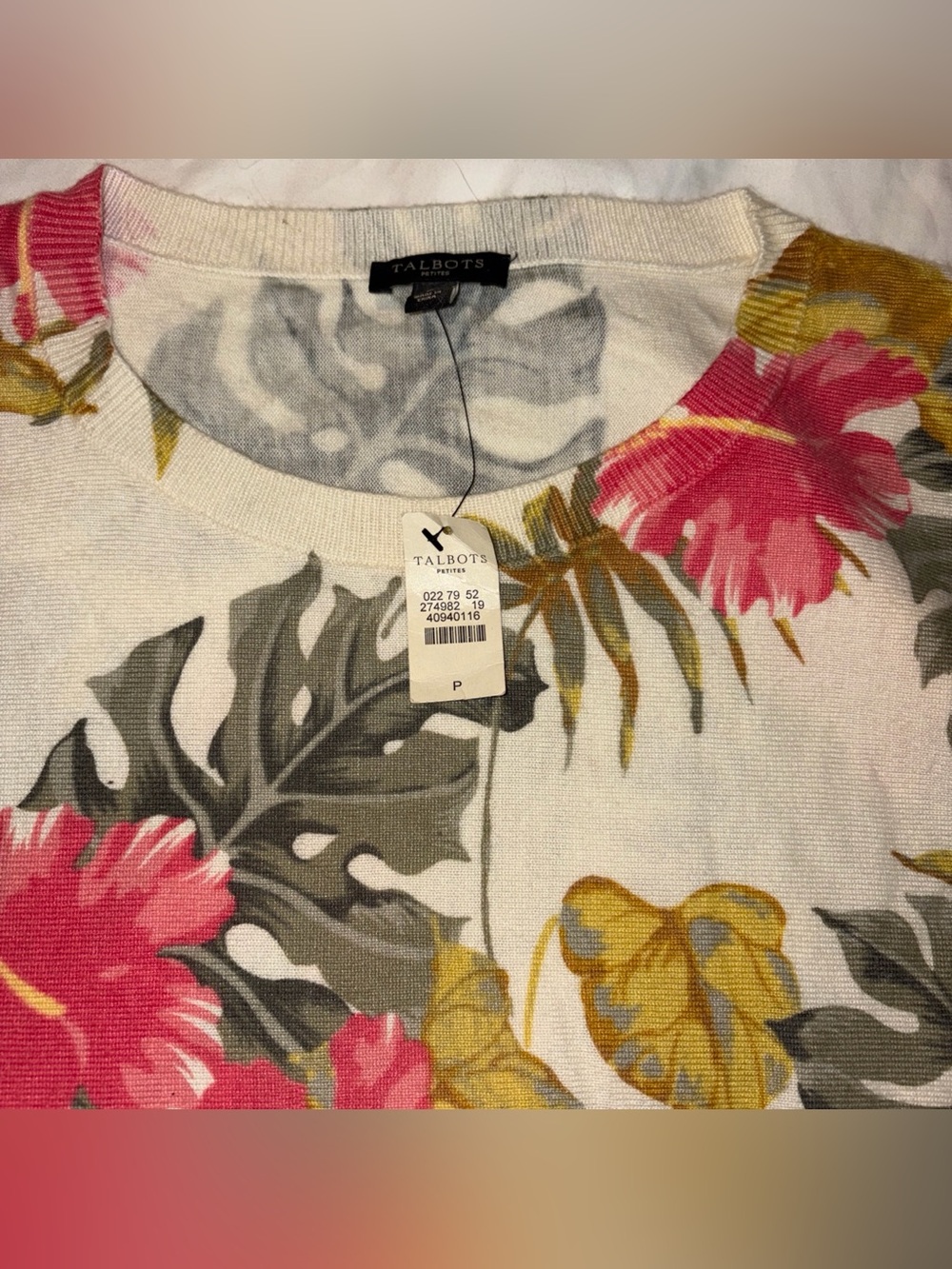 Talbots Brand New with Tag Crewneck Button down Sweater wTropical Florals Size P